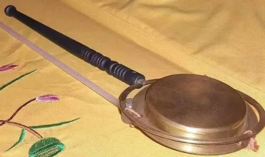 【英亚官方网站】《银魂》第四季ED众人大换装 浓浓中国风美翻天(图1) 英亚官网