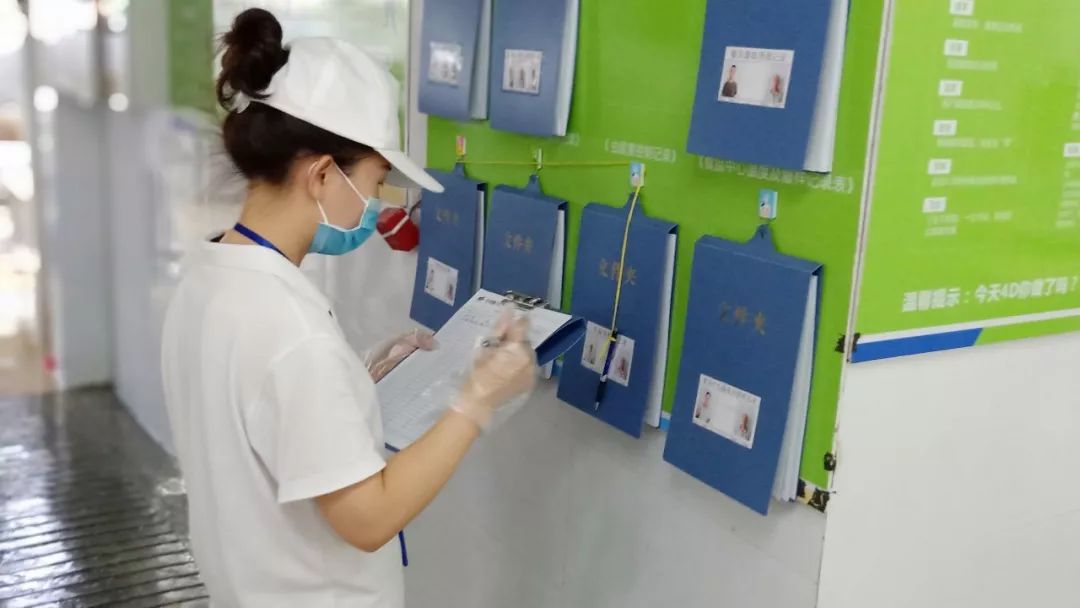 英亚官网首页_金奥力牌绿茶肉碱胶囊--葆宁之家 提高机体免疫力延缓衰老(图2) 英亚官方网站